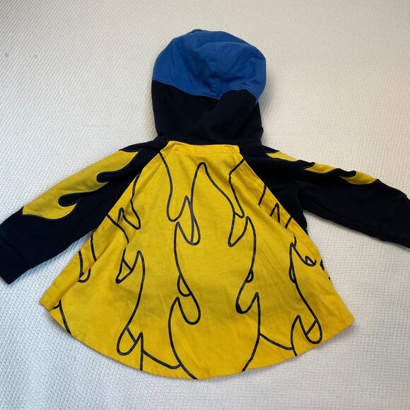 Toddler Superhero Hoodie with cape - Picture 3 of 4